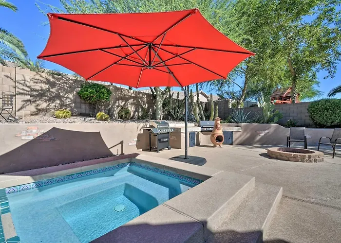 Hot Tub & Mtn Views! Family Getaway In
